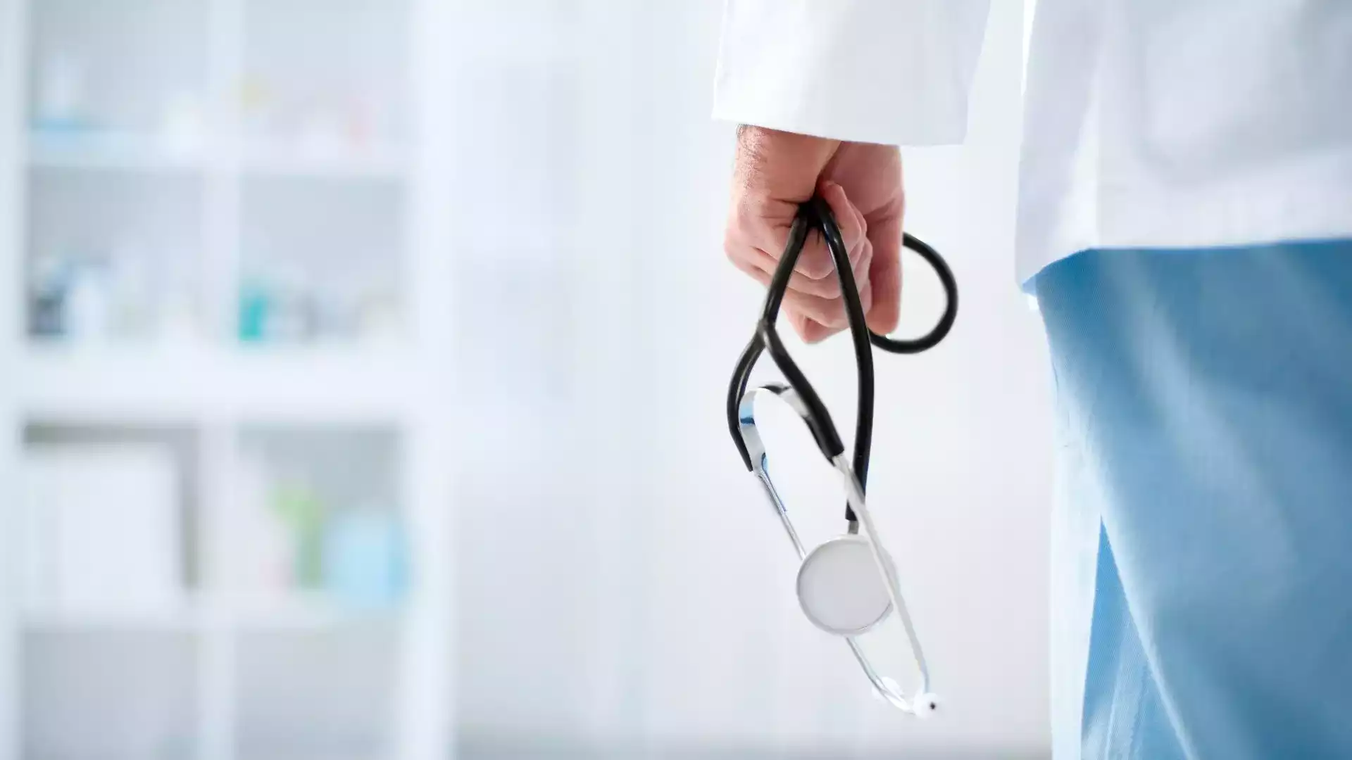médecin : CHU et frais de missions